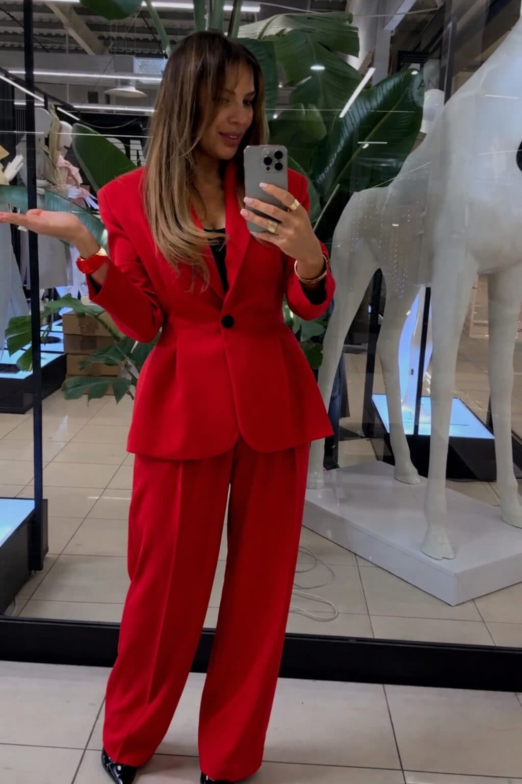 Kelnės Mitena